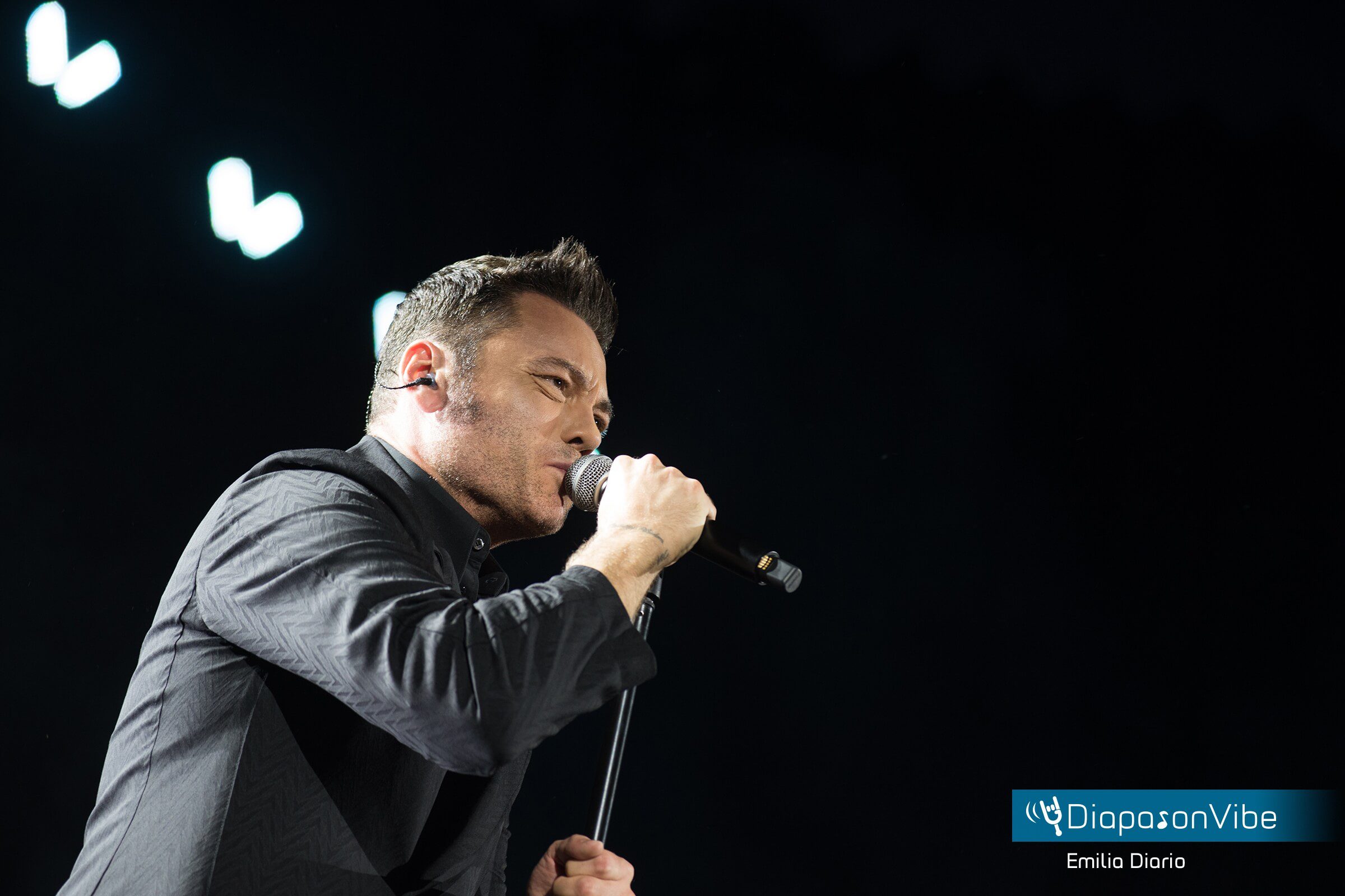 Tiziano Ferro in concerto allo Stadio Maradona di Napoli